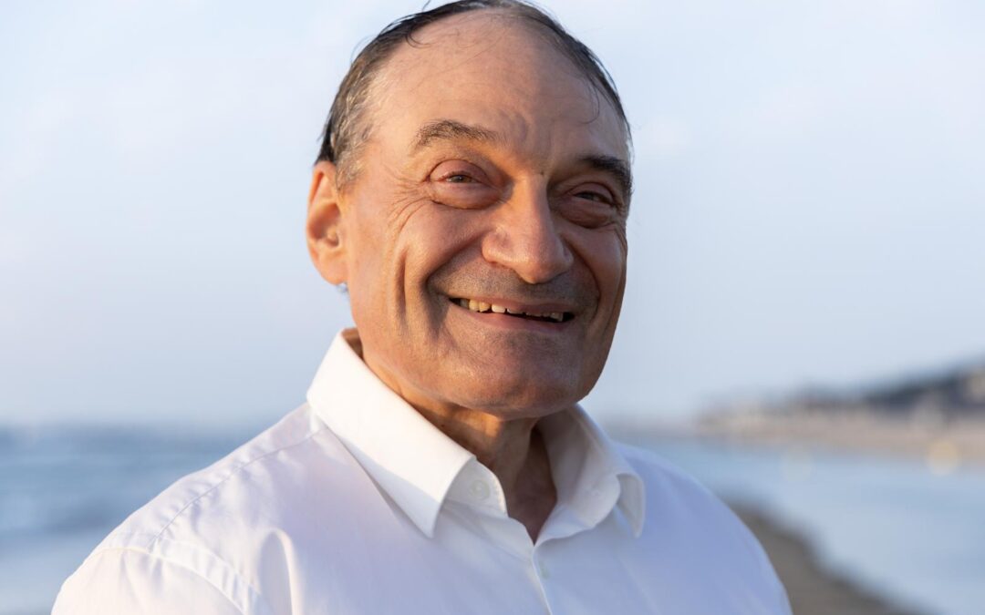 Interview de Philippe Andres, Dirigeant du Cabinet B2IN Consulting à New York et auteur du livre « 30 moyens d&rsquo;être célèbre après la retraite »